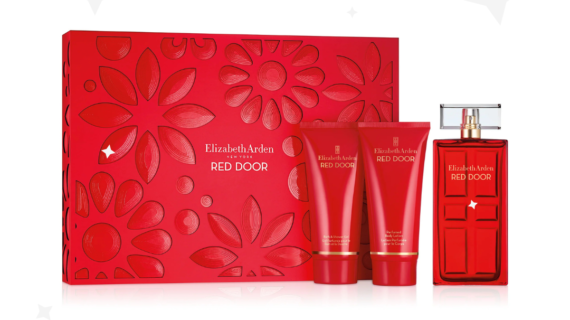 Elizabeth Arden Red Door Gift Set featuring 30ml Eau de Toilette