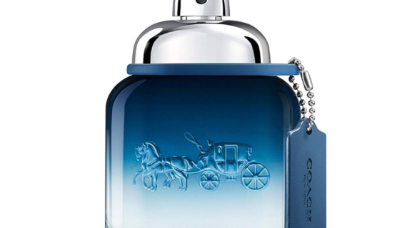 Coach Blue Eau de Toilette 40ml Spray - A refreshing men's fragrance with notes of bergamot