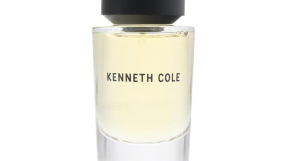 Kenneth Cole For Her Eau de Parfum 50ml Spray - Elegant women's fragrance featuring floral and woody notes