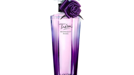 Lancome Tresor Midnight Rose Eau de Parfum 50ml Spray – a captivating floral fragrance with notes of rose