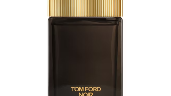 Tom Ford Noir Extreme Eau de Parfum 100ml spray - Luxurious fragrance featuring warm spices and rich notes for an unforgettable scent experience.