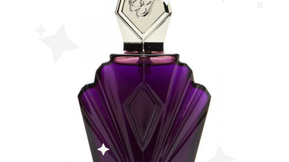 Elizabeth Taylor Passion Eau de Toilette 74ml Spray: A luxurious floral fragrance with warm notes