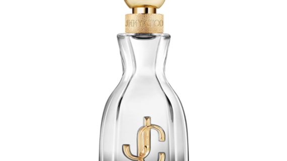 Jimmy Choo I Want Choo Eau de Parfum 40ml Spray - A luxurious floral fragrance featuring notes of red spider lily