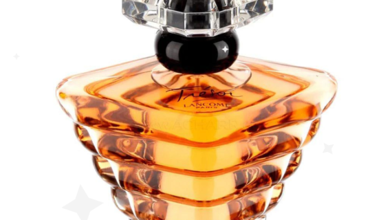 Lancome Tresor Eau de Parfum 100ml Spray - luxurious floral fragrance with notes of rose