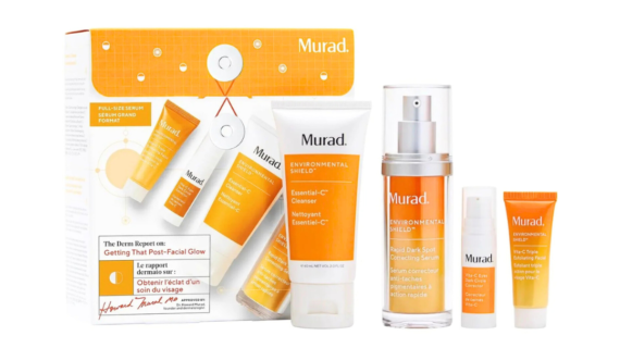 Murad The Derm Report Getting That Post-Facial Glow Gift Set - Transform your skin with this skincare collection for radiance and hydration.