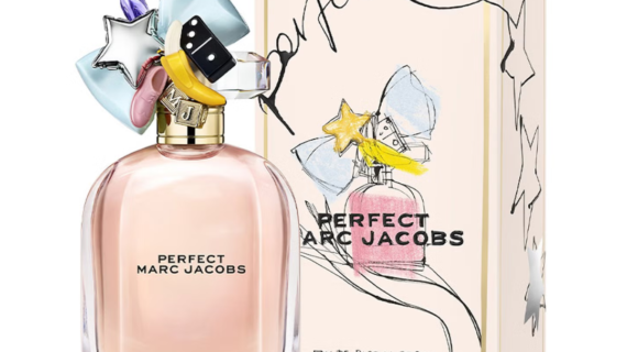 Marc Jacobs Perfect Eau de Parfum 100ml Spray bottle showcasing floral and fruity notes for a lasting and uplifting fragrance experience.